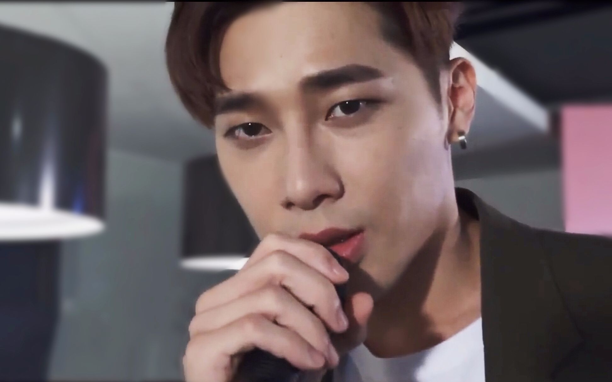 【安安大明星】限时同居侯八天 宋伟恩cut_哔哩哔哩_bilibili