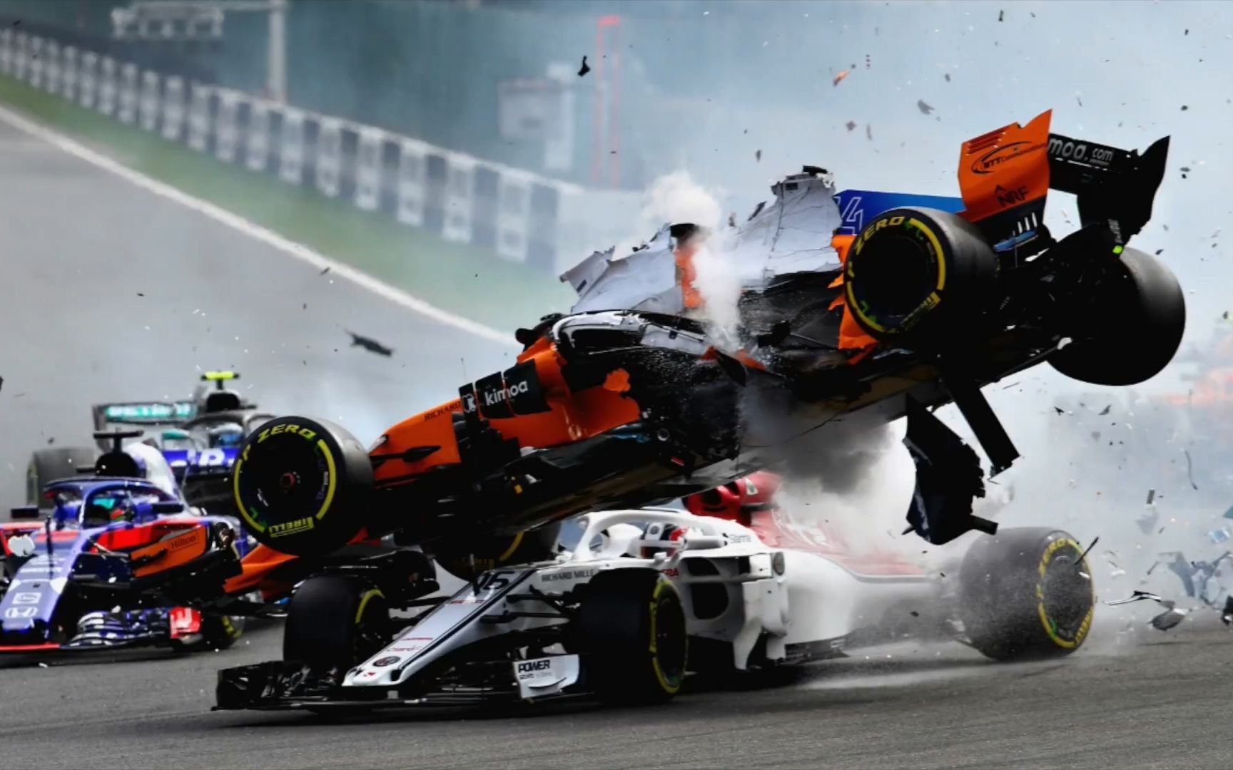 f1|三个halo系统的"救命时刻"