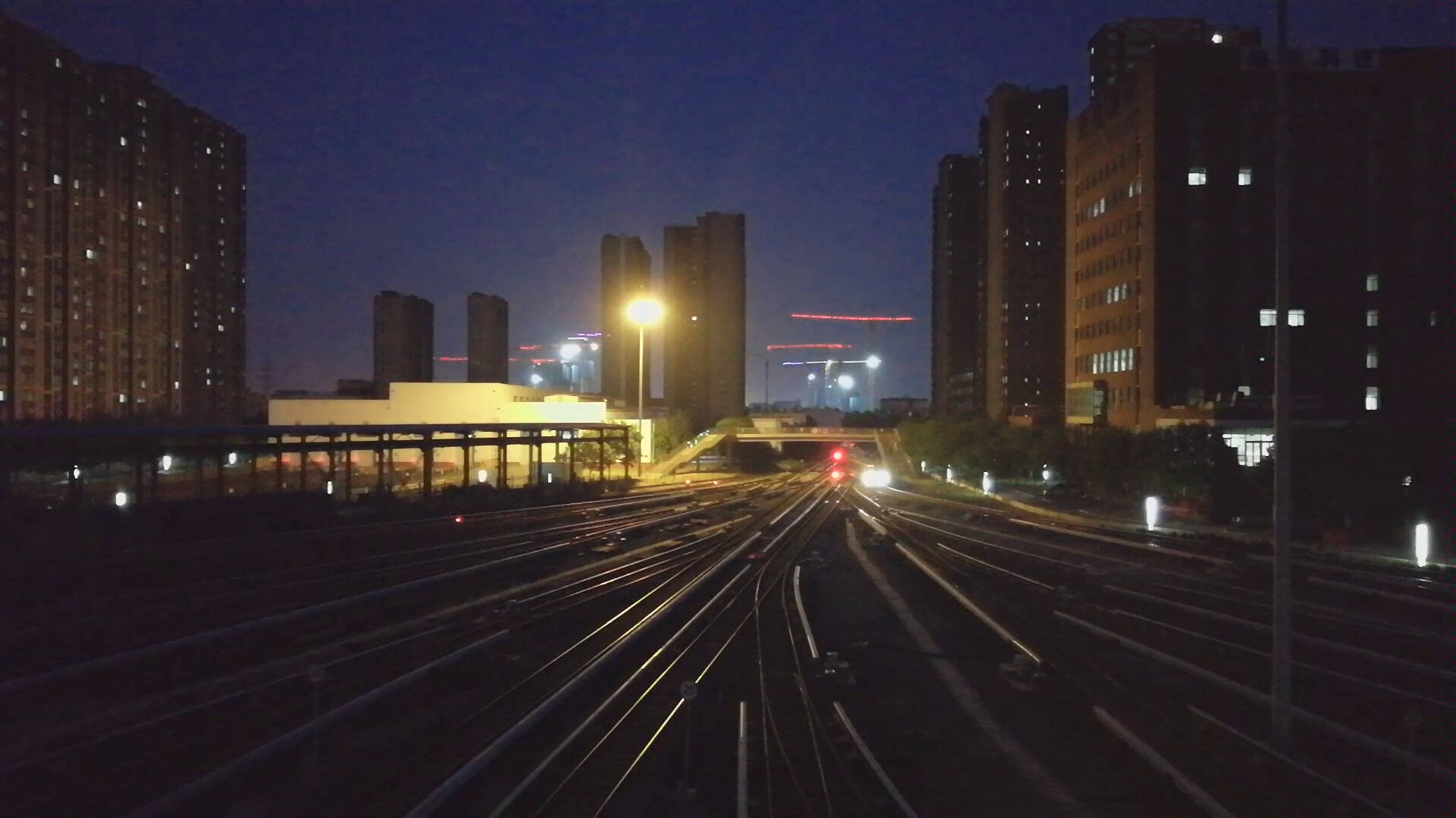 北京地铁9号线郭公庄车辆段列车入库4