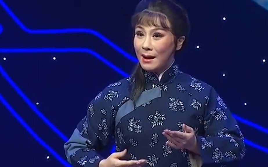 【迟小秋】现代京剧《红云岗》-2018五一戏曲演唱会_哔哩哔哩 (゜-゜)