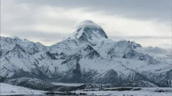 Download Video: 冷噶错的早晨看贡嘎雪山云卷云舒视频