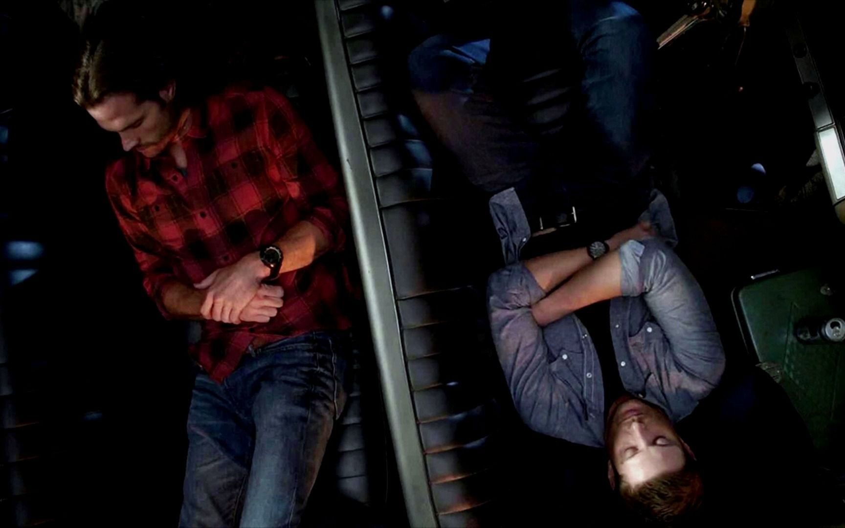 [图]【SPN】 Sleeping In The Back Of The Impala/Supernatural白噪音，在黑美人后座睡一觉