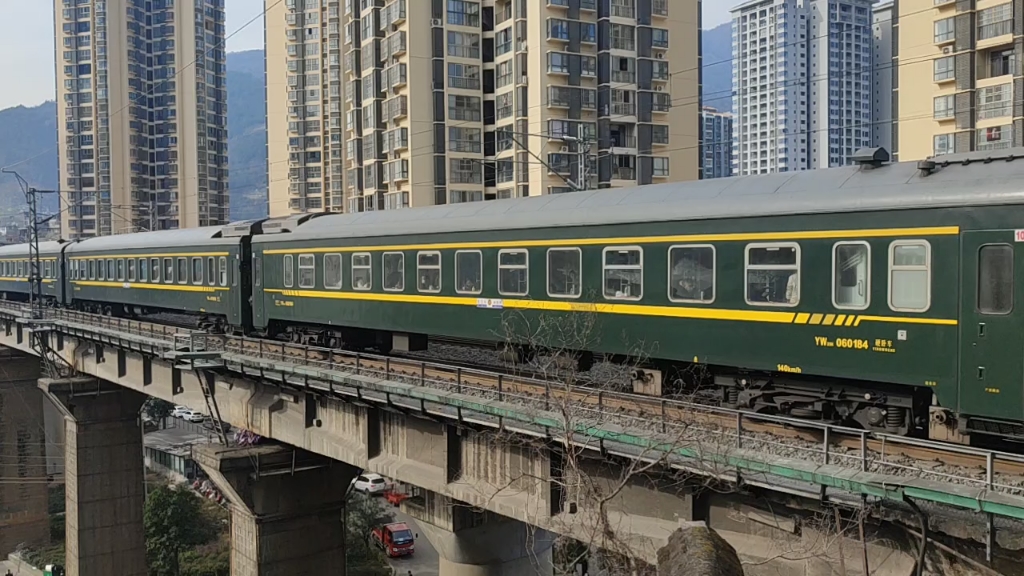 t125 东莞东→成都西