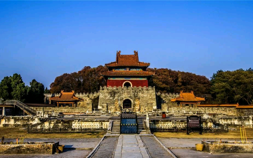 龙塘下的王陵: 河南考古发现(推荐虢国墓篇): 荆楚探陵记(推荐梁庄王