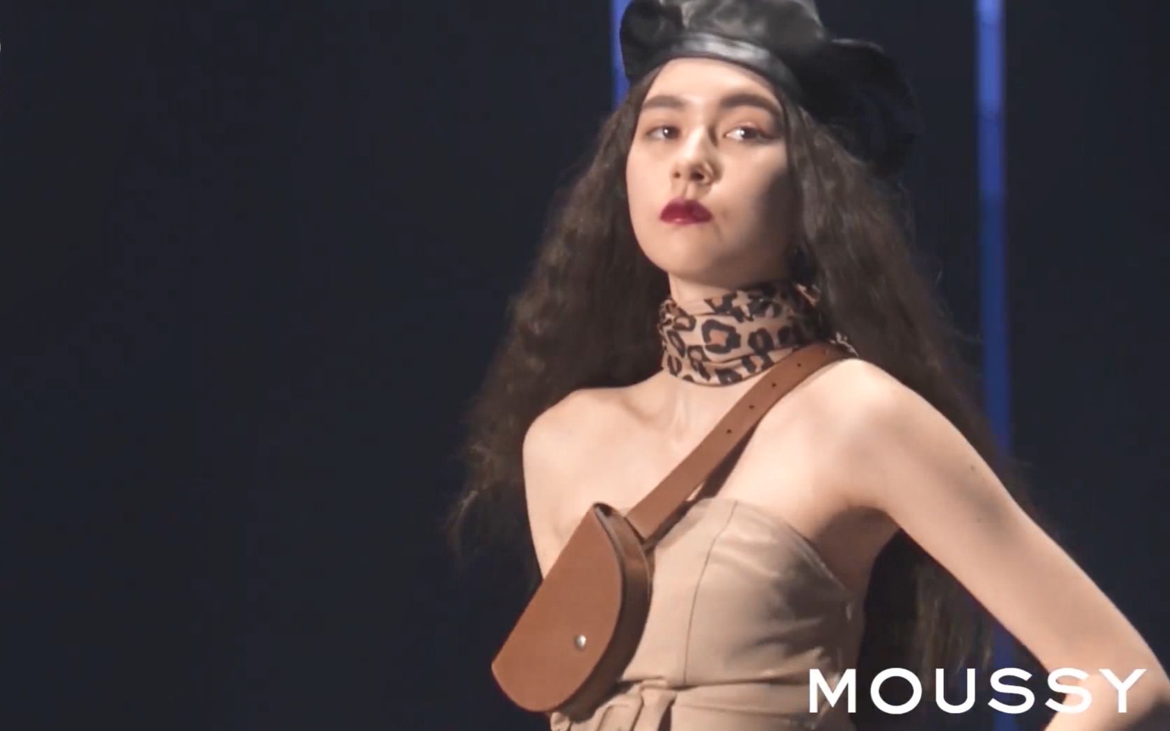 【霓虹繁花 · 安藤nico】