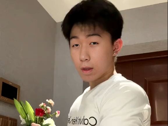 白衣大莱限时汝窑