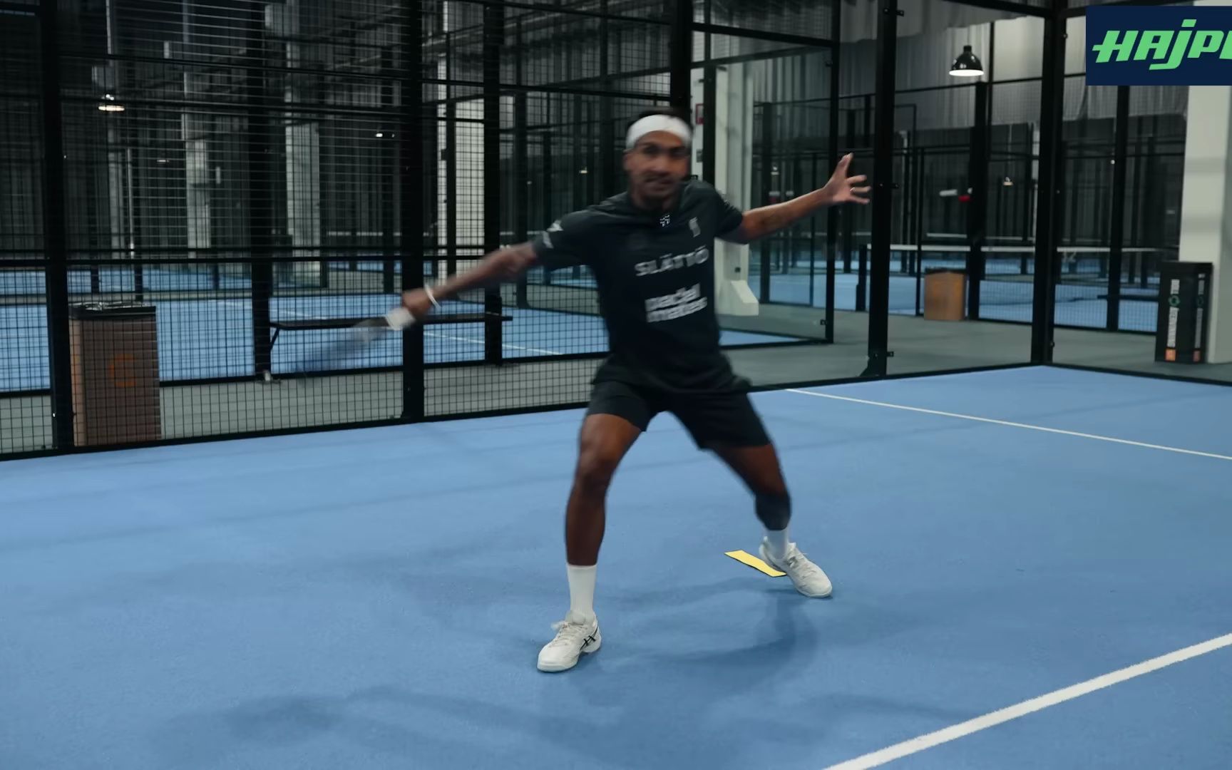 [图]【板式网球】Improve your backhand volley