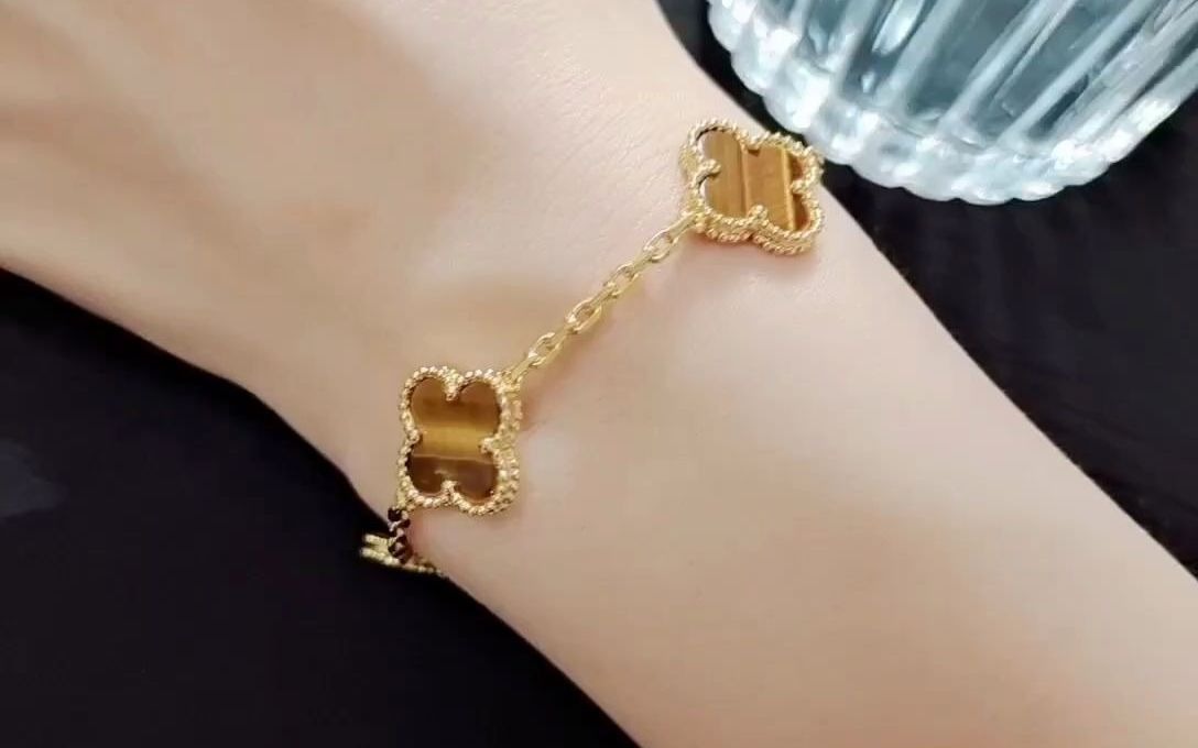 分享一款高仿bottega veneta葆蝶家首饰手镯进货渠道