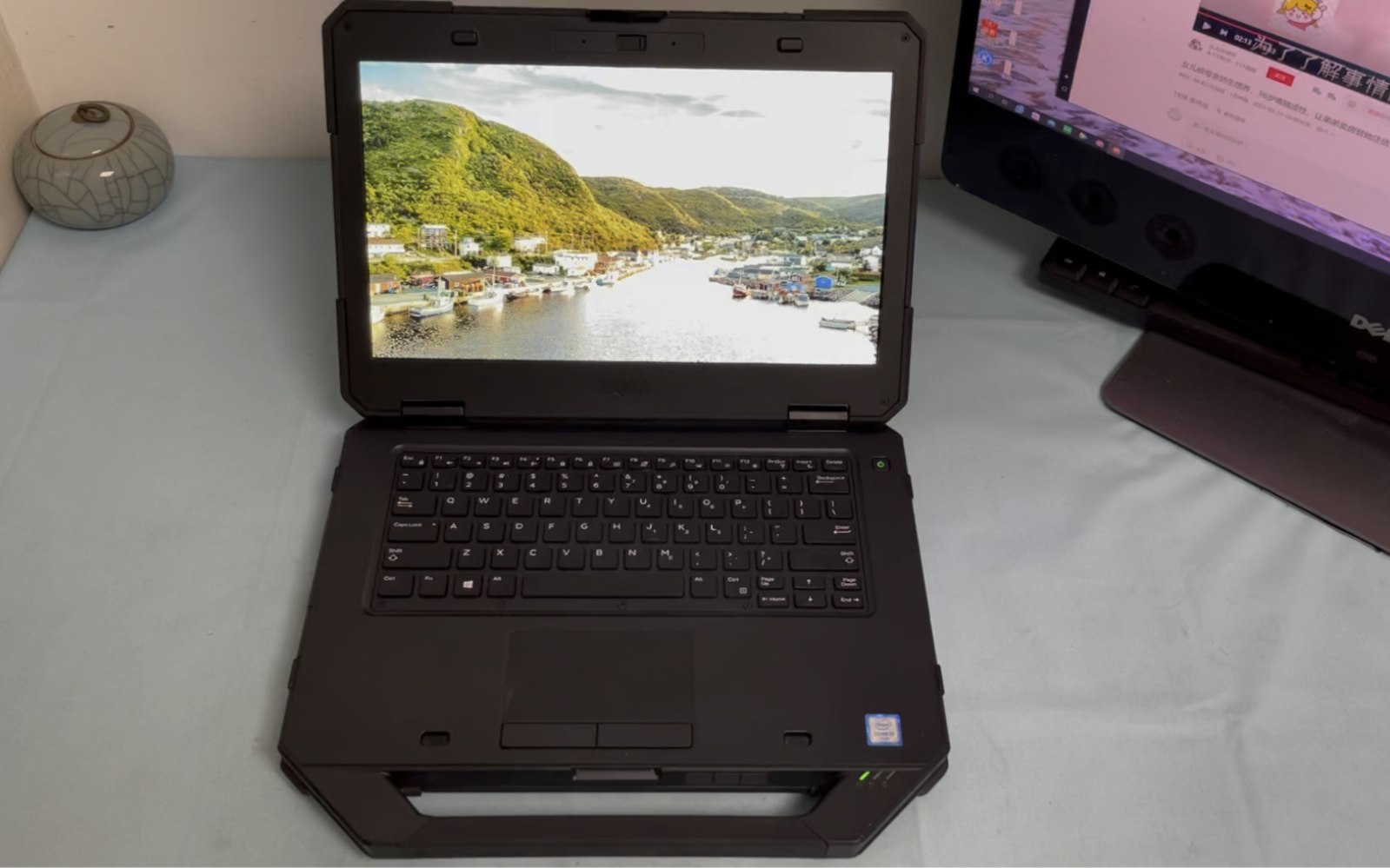 i5-6300u 8g 内存 ddr4512g固态