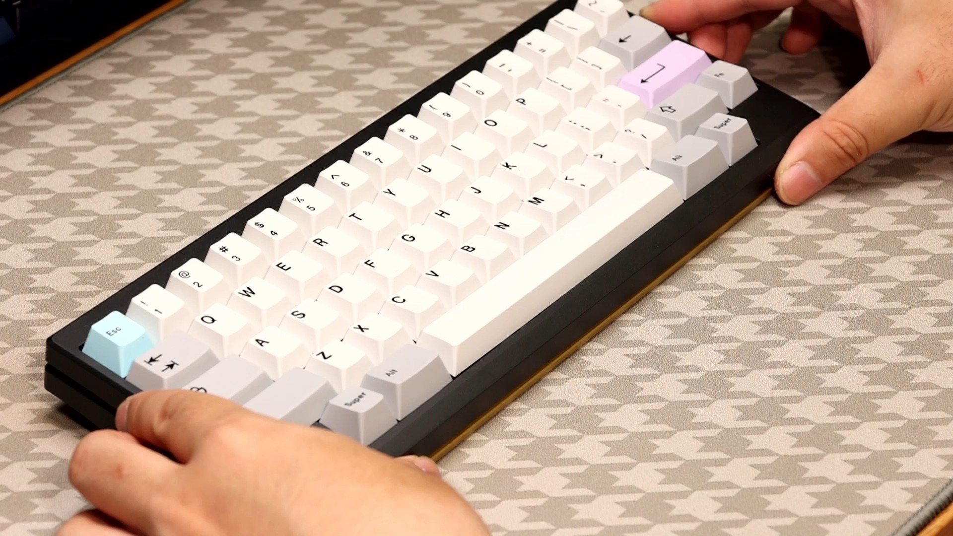 组装&打字音| parabolica 60 prototype.