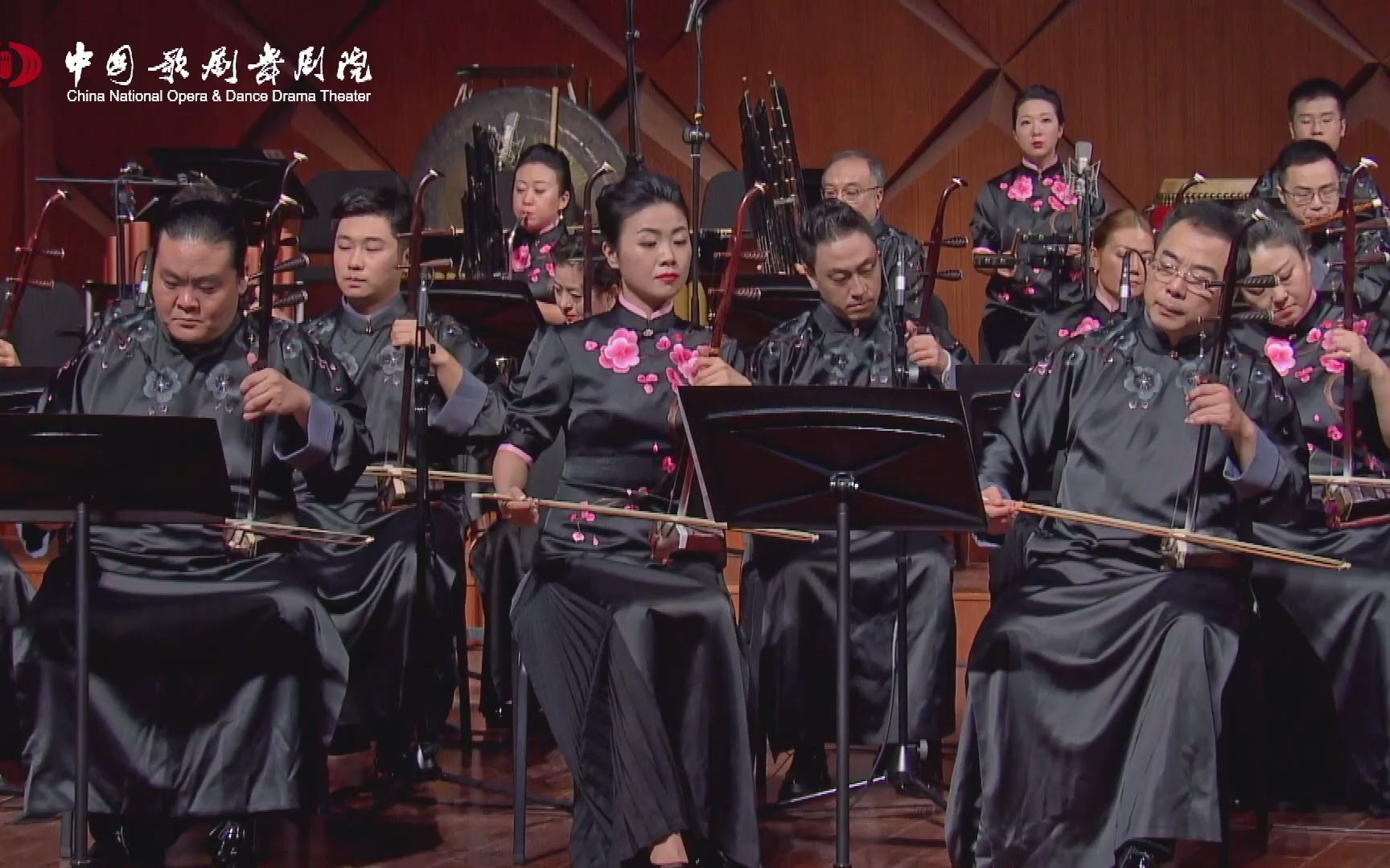 [图]Silver Clouds Chasing the Moon Ensemble recital 合奏《彩云追月》