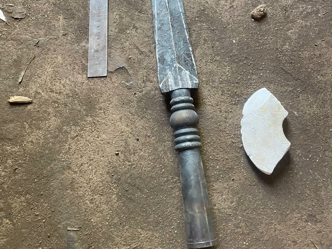 定制雁翅枪,林冲枪