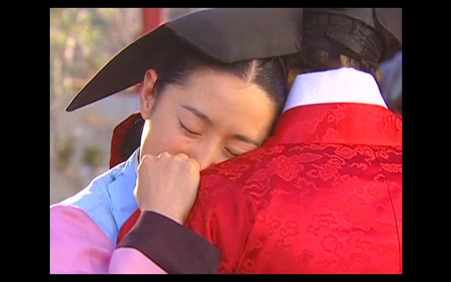 【大长今】[徐长今x闵政浩 cut] 39.长今奔去接闵大人,激动拥抱