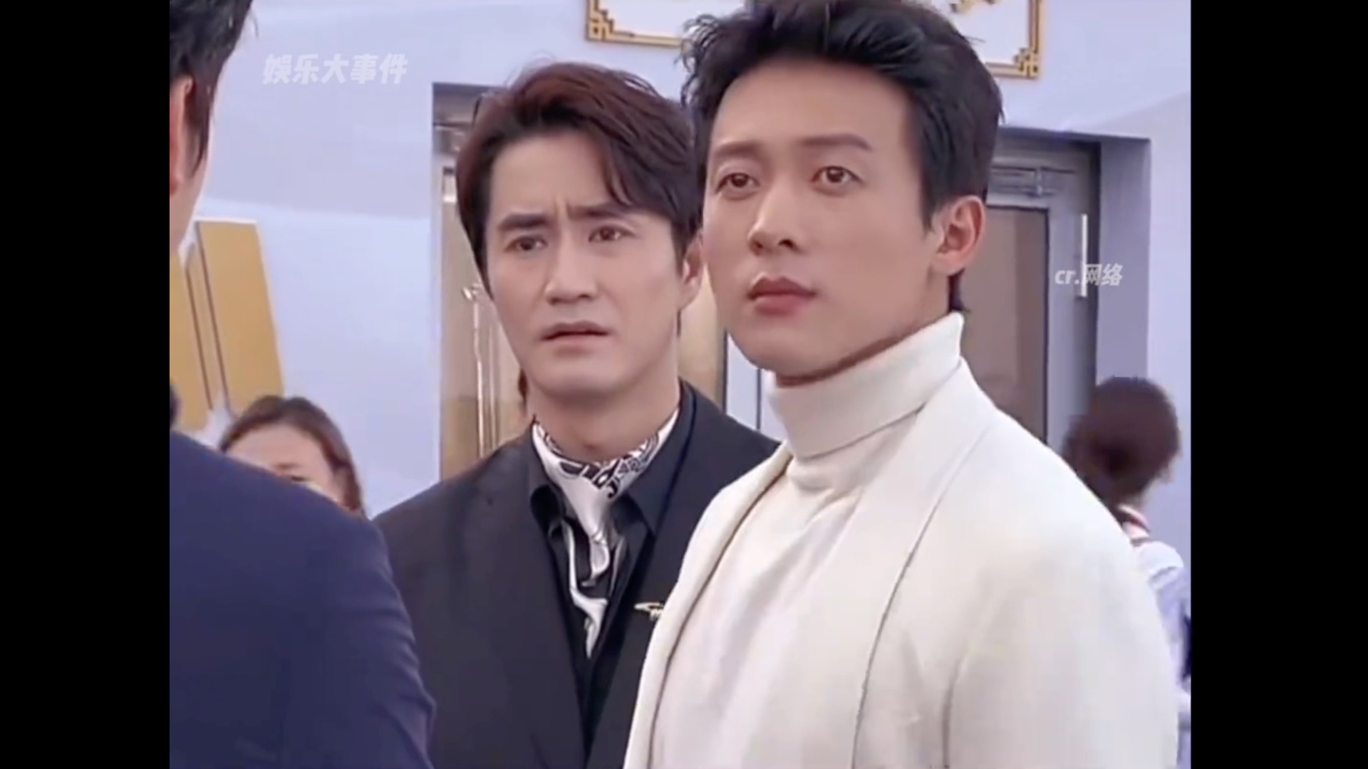 杨玏看侯雯元的样子像极了刘烨看黄晓明唱歌