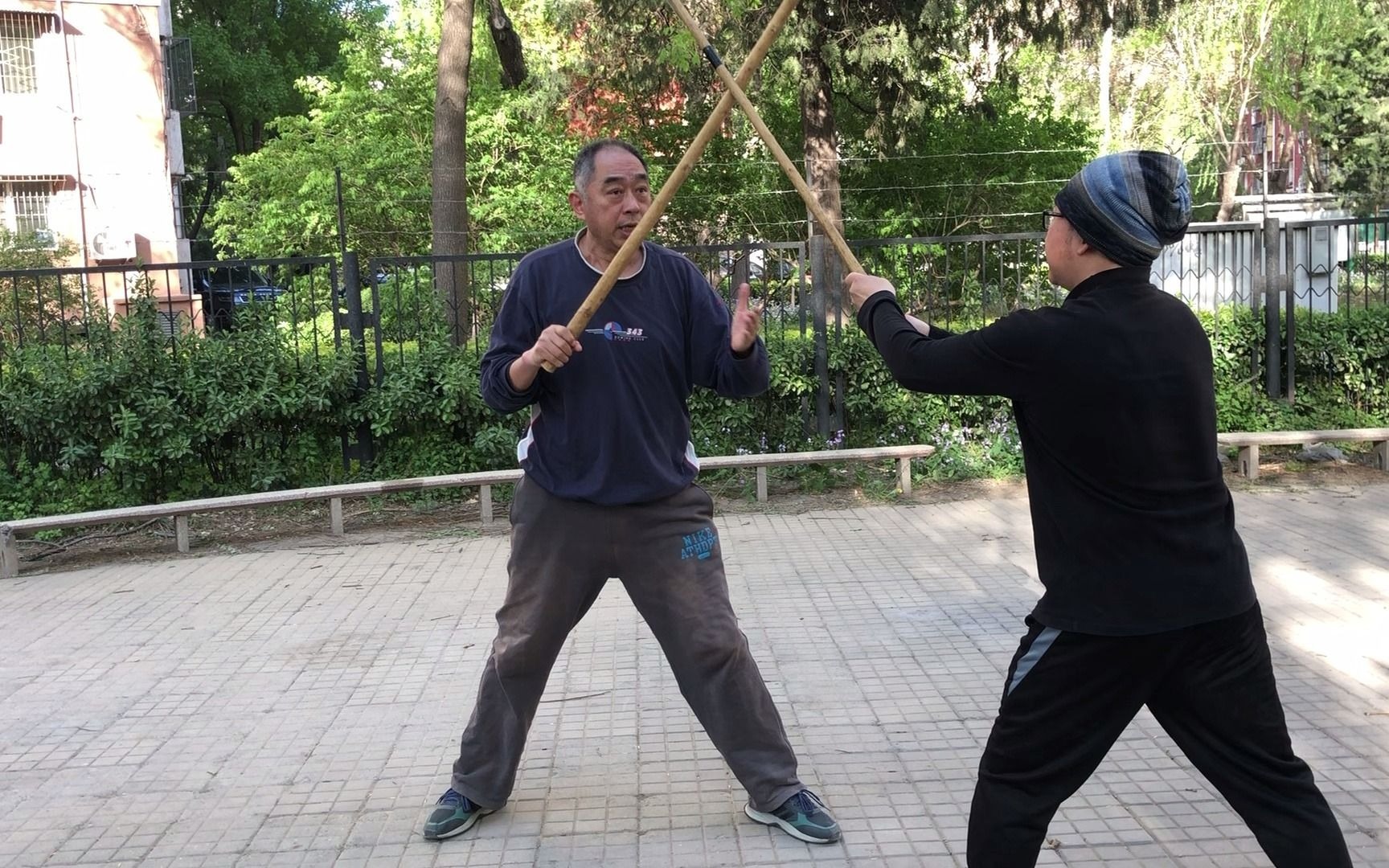 张胜利讲解形意鞭杆之炮棍应用和步法要领