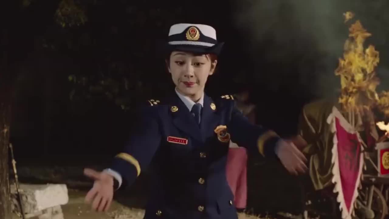 "人美心善"杨紫:被选为消防宣传大使,坚持初心保持正能量