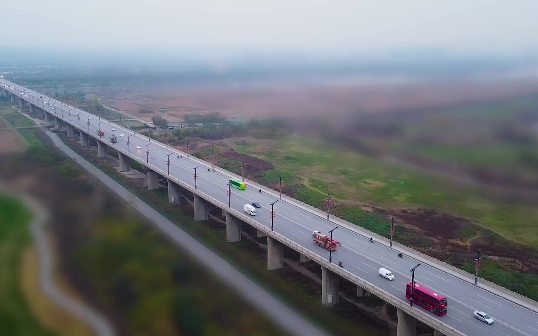 迷你版渭河大橋(移軸攝影嘗試)