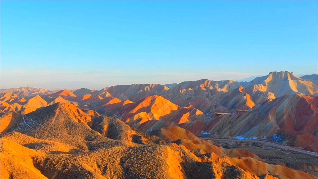 听说你想看七彩丹霞的日落