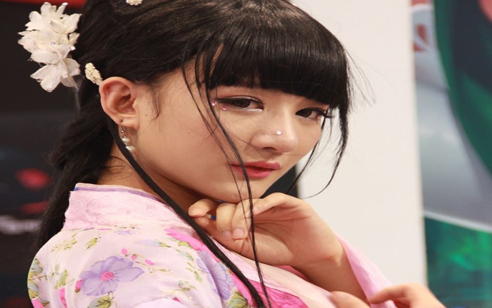 【女装大佬】未知生物,卢卓-小灿"小姐姐"