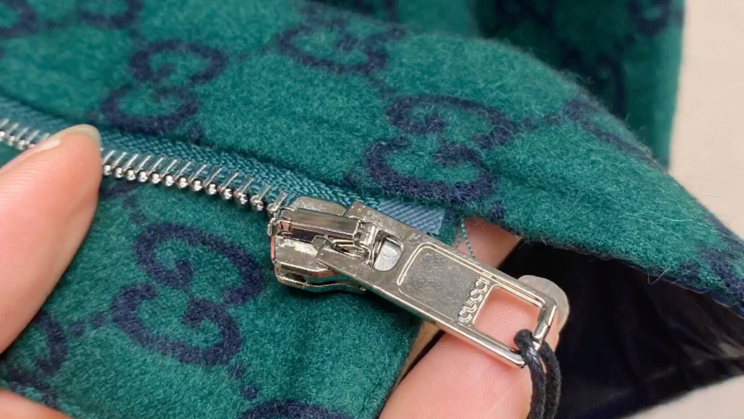 推荐一下高仿9999gucci,23ss新款经典gg夹克外套,典藏元素组合经