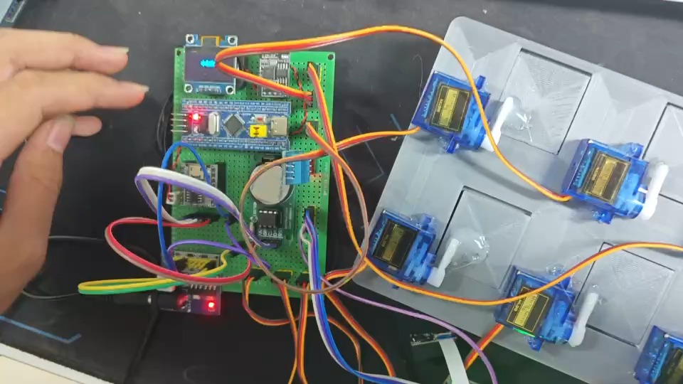 基于stm32单片机的智能药盒哔哩哔哩bilibili