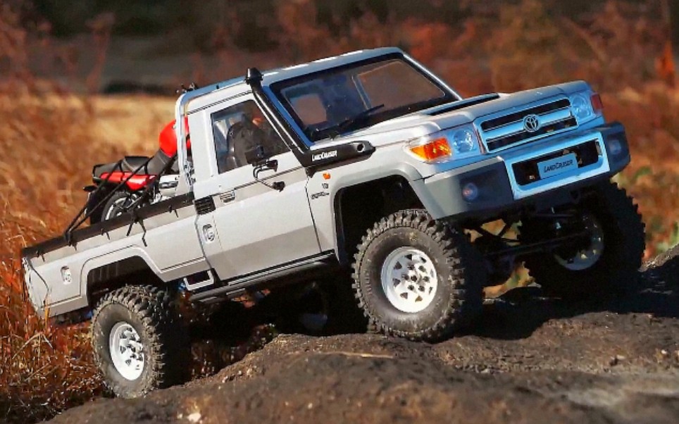 【4k户外攀爬】rc4wd遥控攀爬车 tf2 丰田lc70 仿真越野遥控攀爬车