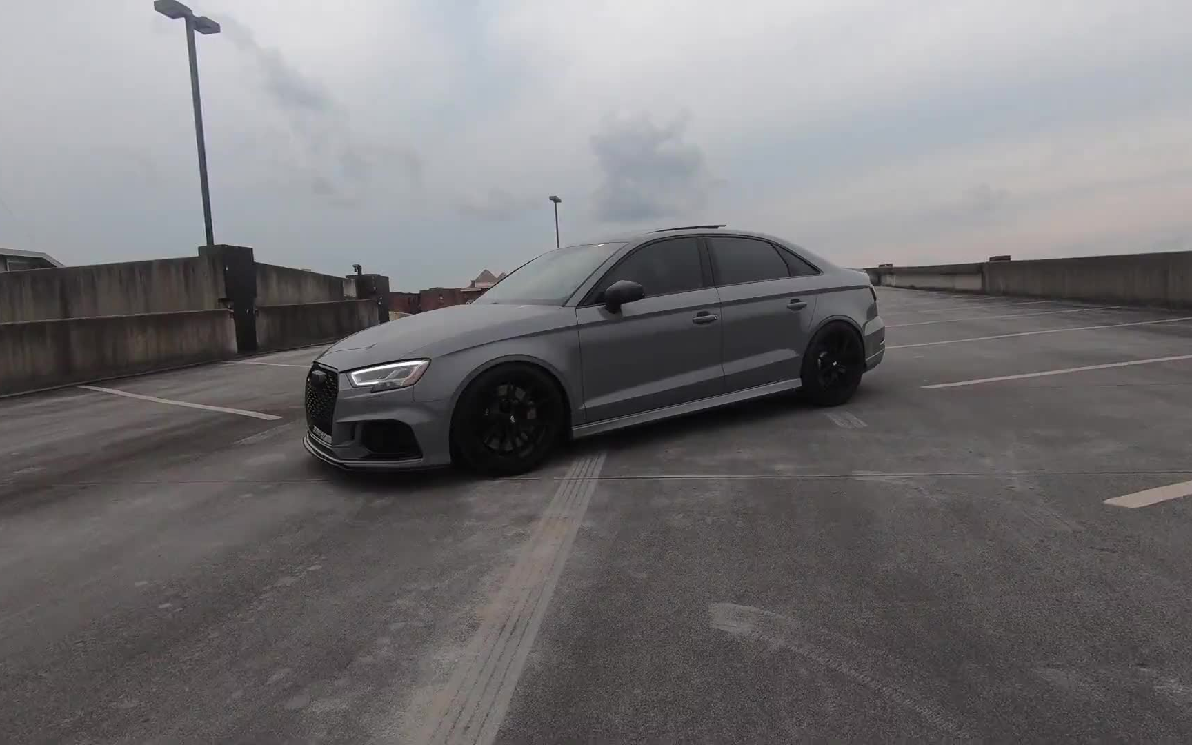 西装暴徒2018audirs3launchacceleration