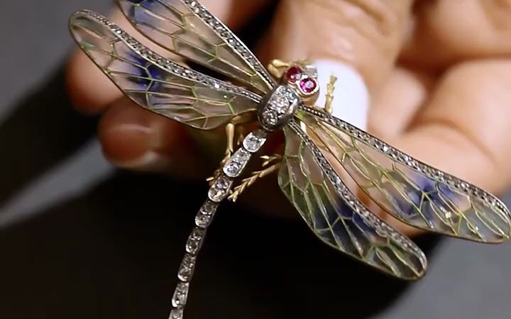 西洋古董珠宝首饰18k黄金铂金钻石红宝石空窗珐琅蜻蜓胸针