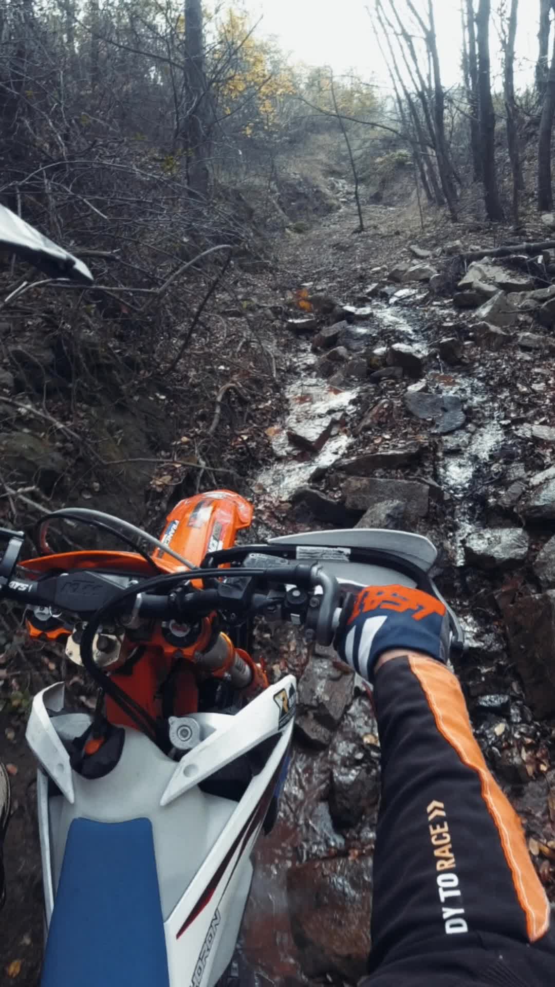 ktm500exc林道穿越