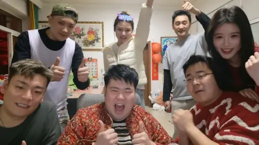 20250316张智超小奥奥小艾姜小团团蒋一帆刘回崔晋直播回放,新嘉宾孟屯集结,团播整活节目满满!_哔哩哔哩_bilibili