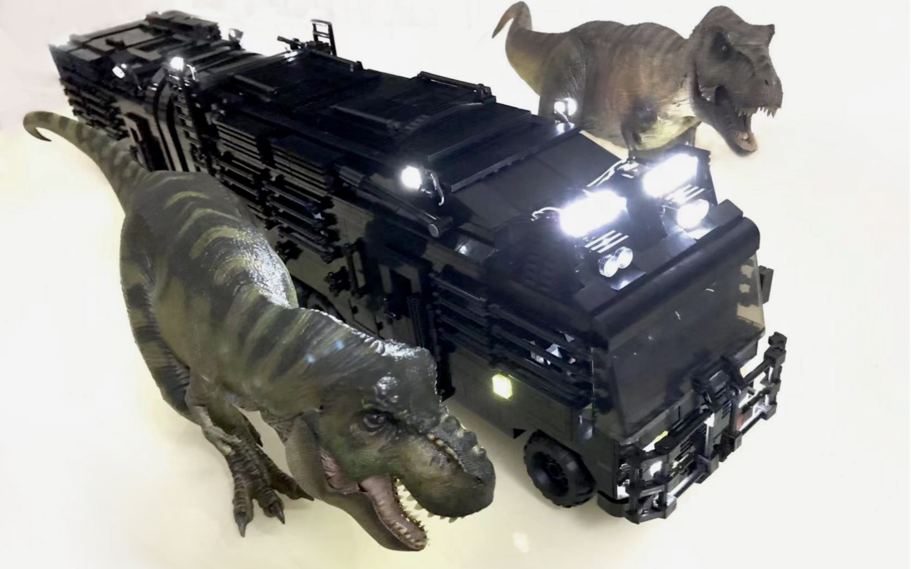 侏罗纪公园2迷失世界(预告)科学考察车模型