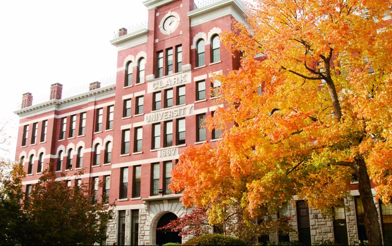 clark大学校园游elsie带你畅游徐志摩的母校