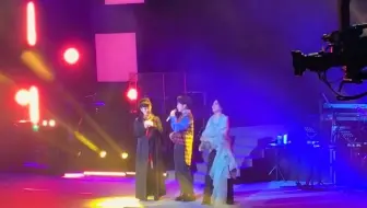 峰华齐唱慈善音乐会 齐豫 赵咏华 吴青峰 哔哩哔哩 Bilibili