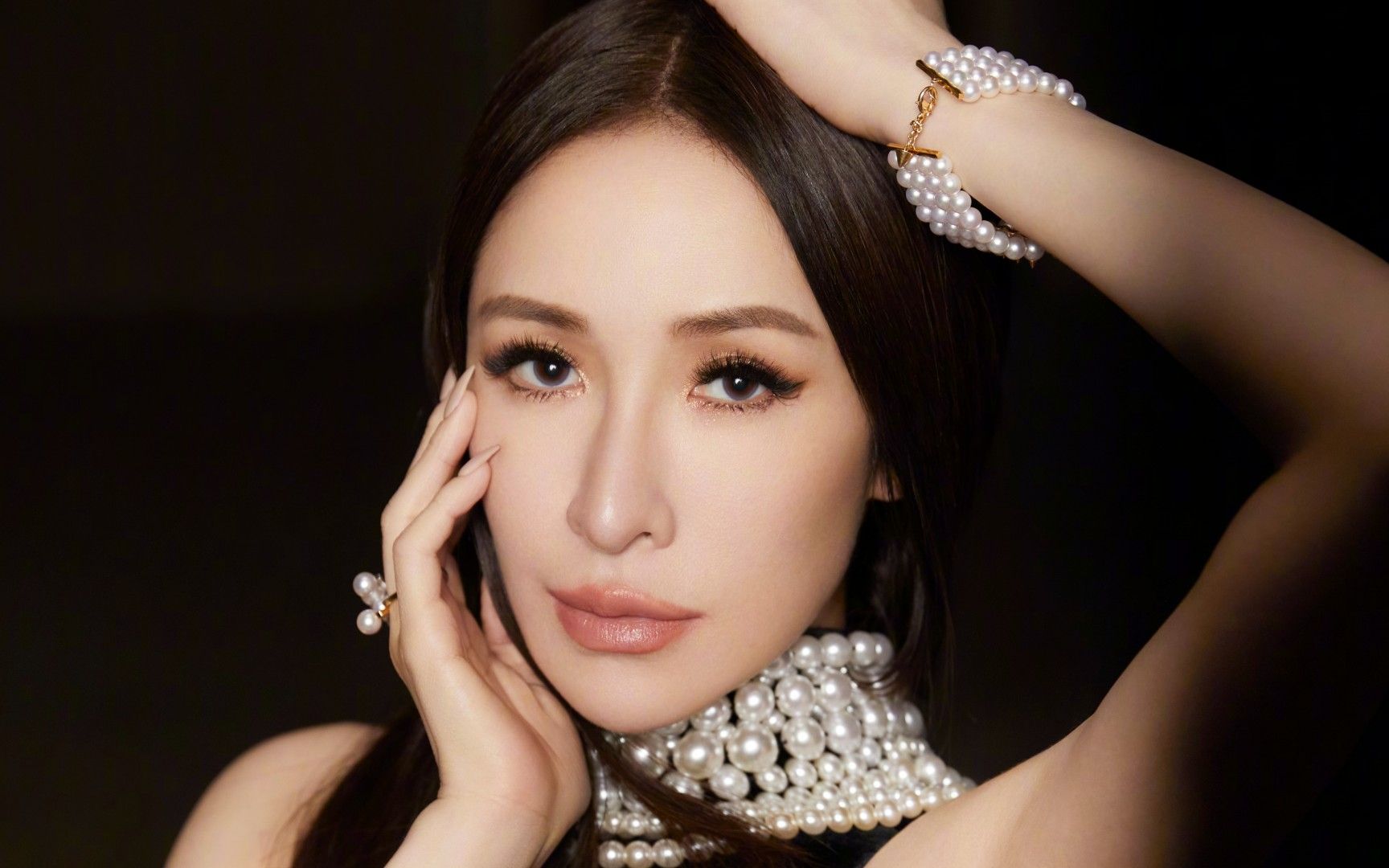 萧亚轩将带来复出首秀,自曝七个月做了三次手术,两边腿都是钛合金