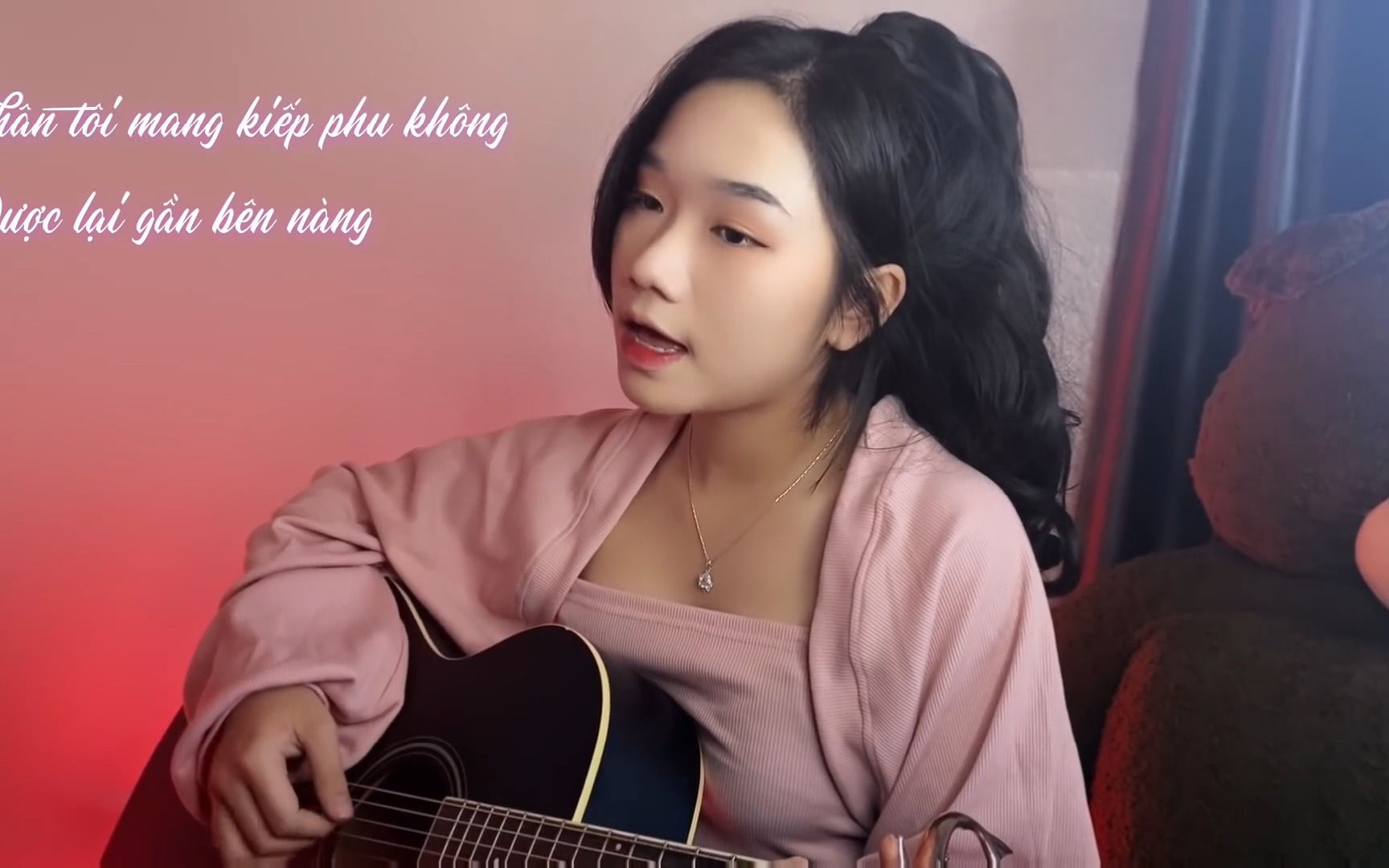 [图]【越南歌曲】Thằng Hầu - Nhật Phong Yến Napun Cover | 男仆