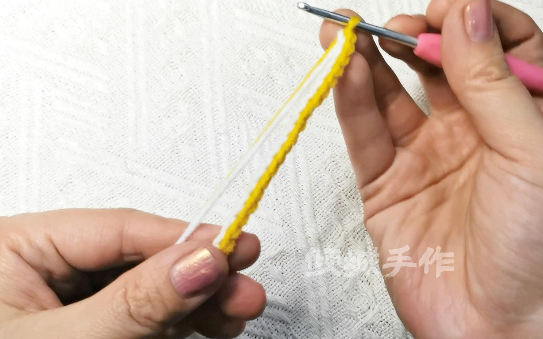 双色辫子针钩法,钩织基础,新手适用 钩织针法教程分享,新手也能学会