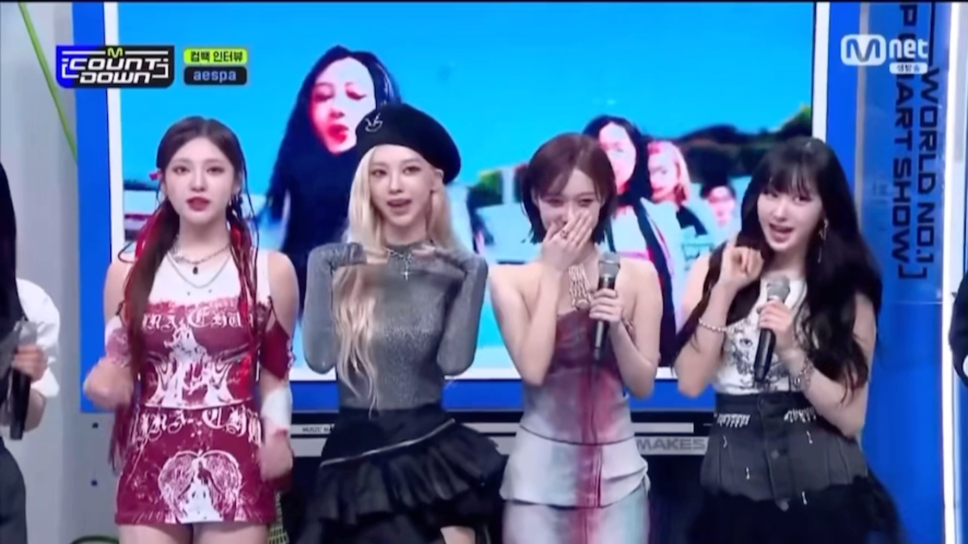 面姐和aespa一起跳spicy,大家都美呆了