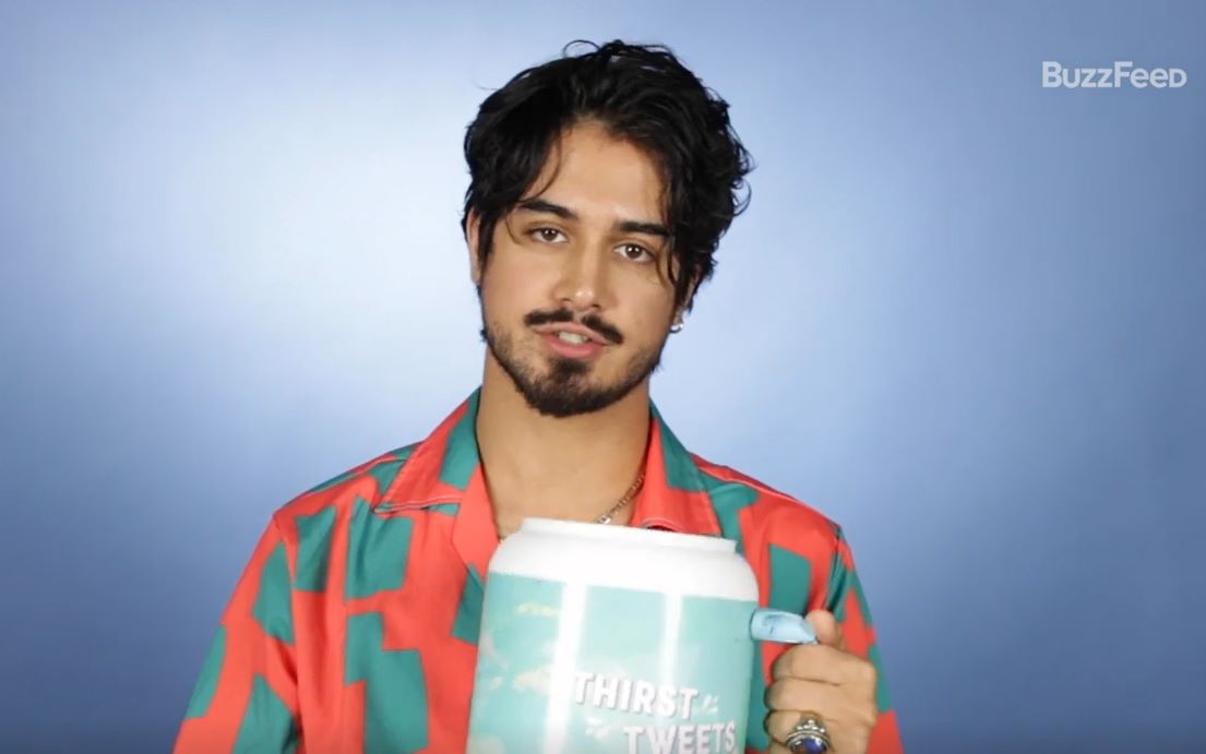 thirsttweets上好七分熟肉avanjogia来发矿泉水啦