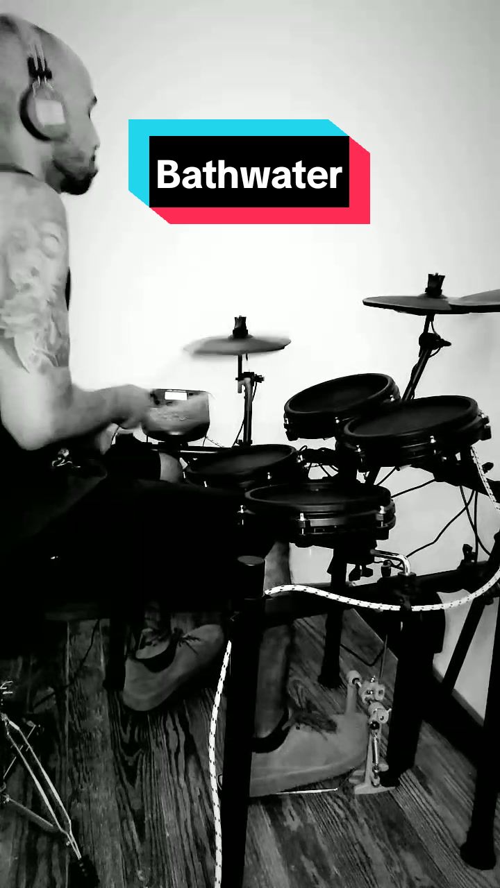 bathwater #nodoubt #gwenstefani #00s #封面 #鼓手 #alesis