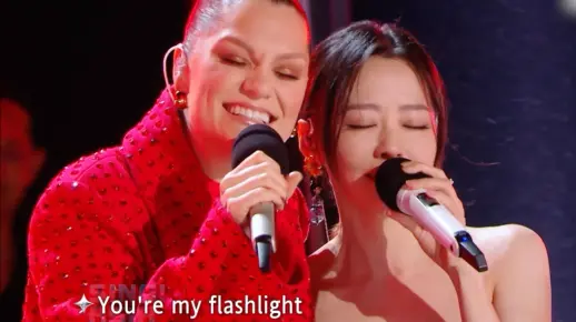 【张靓颖JessieJ 】《亚洲新声》揭幕站《Flashlight&You ain‘t right 》