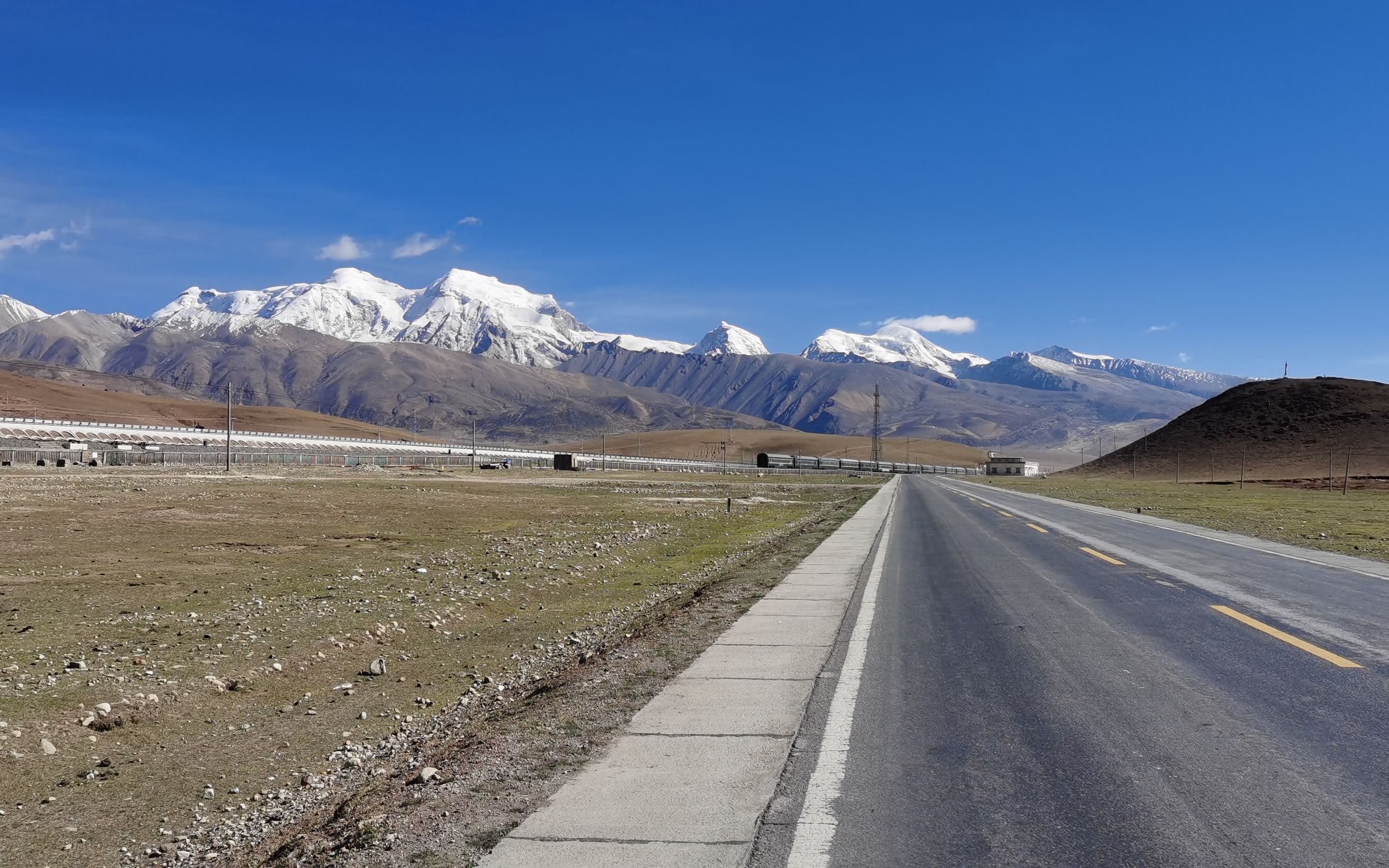 国道109,念青唐古拉下青藏铁路