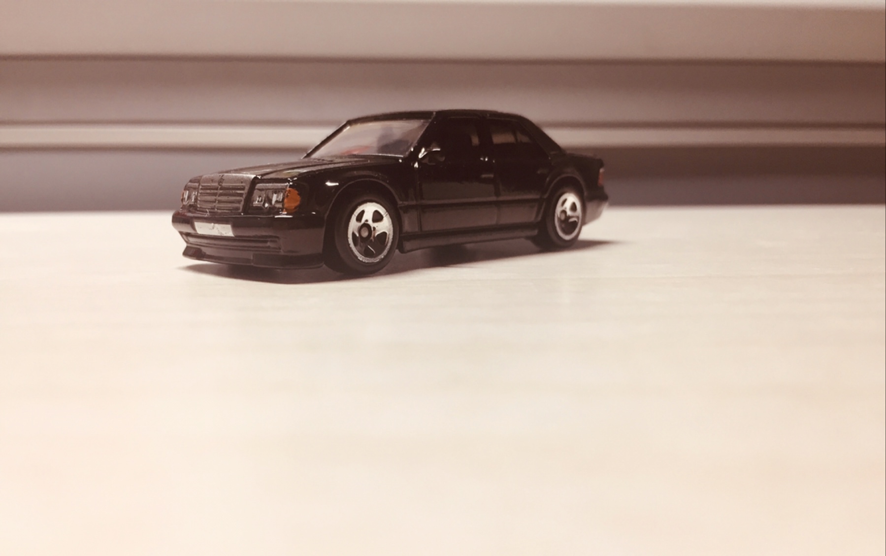 "金钱的味道""九十年代的梦想车"风火轮梅赛德斯-奔驰 500e(强迫症