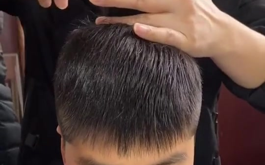 男士理发教程零基础自己在家用卡尺理发教程看完保准你会剪
