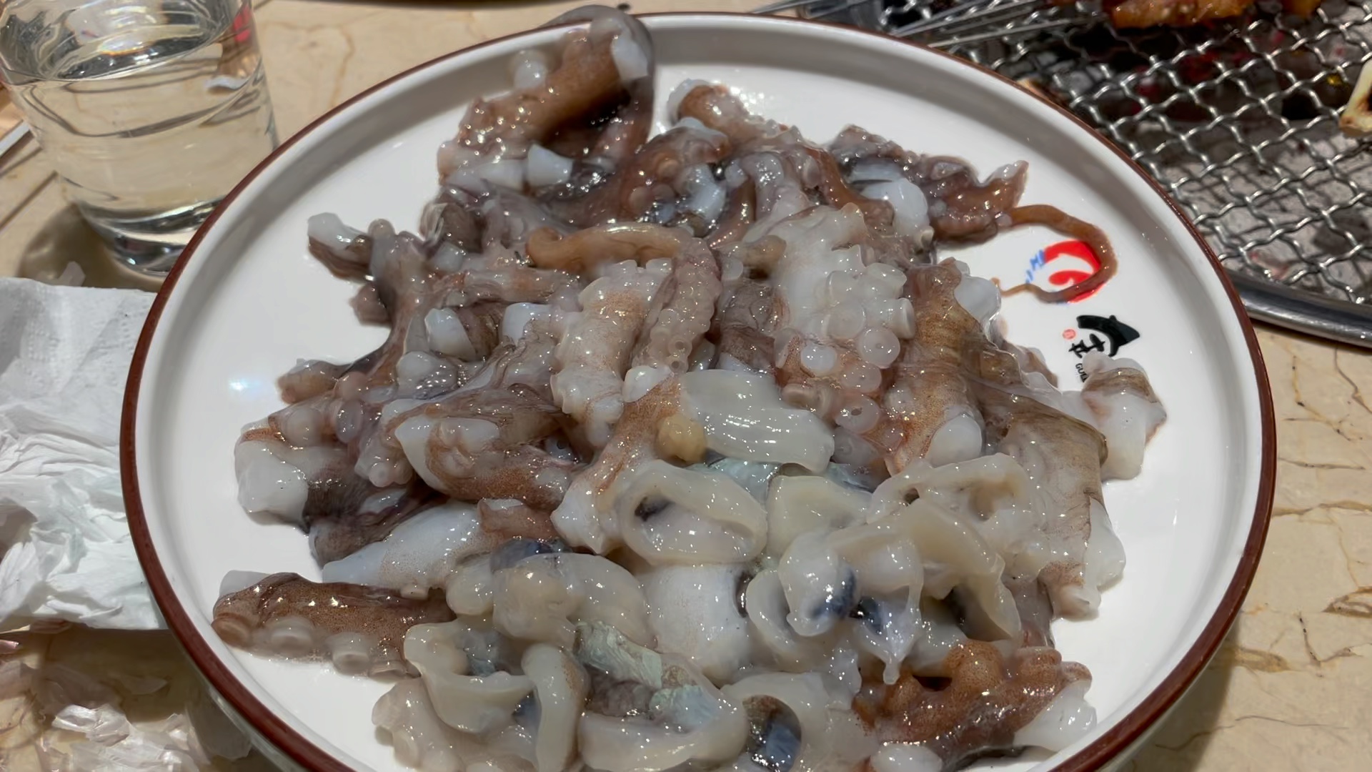 章鱼刺身,鲜活的那种