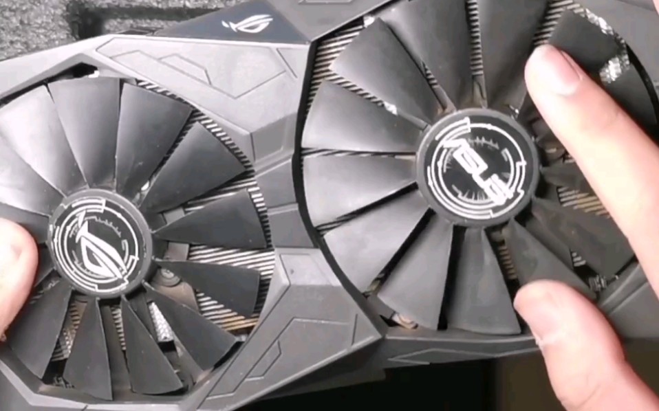 华硕rog rx570 4g矿卡简单开箱