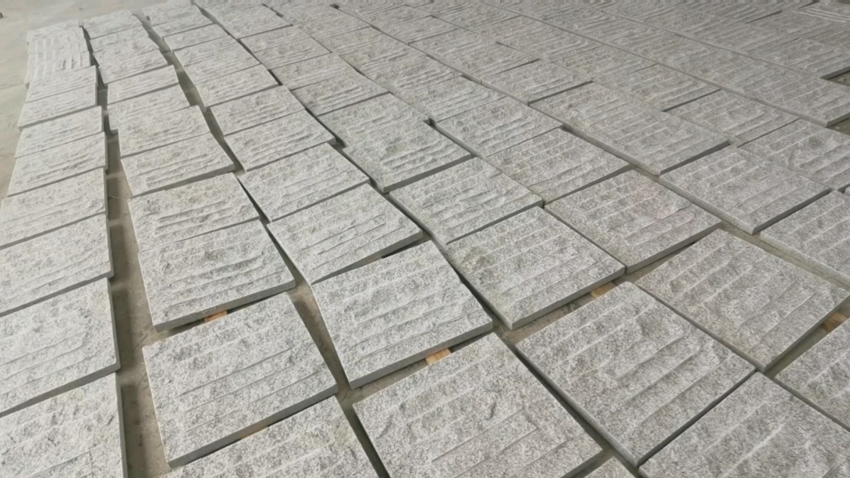 芝麻白石材自然面加工产品实拍