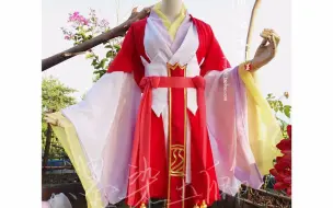 Скачать видео: 【墨染玉卿】狐妖小红娘 涂山苏苏涂山红红cosplay服装展示