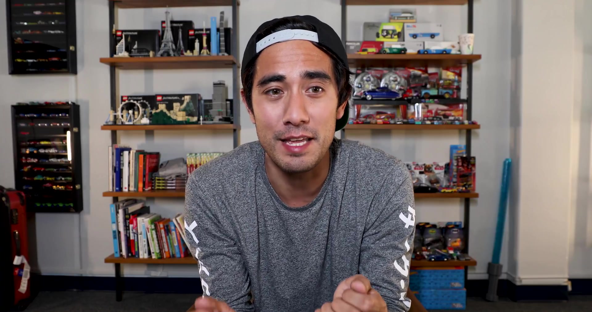 男巫zachking剪辑王论如何迅速换灯泡的诀窍