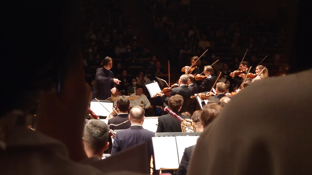 teodor currentzis24号上海返场曲目第一首prokofiev《romeo and