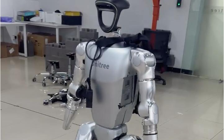 宇树人形机器人实现超省电的直膝行走